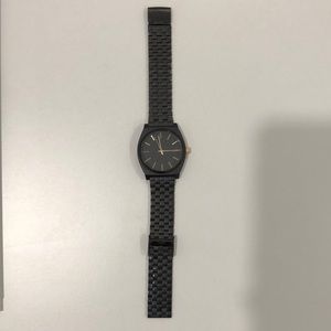 Nixon Time Teller Watch
